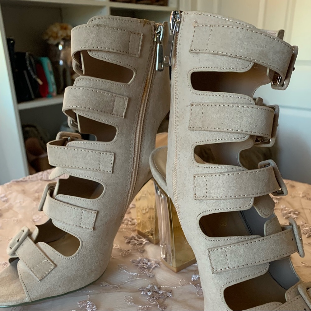 NWOT Truffle clear block heel - Picture 2 of 7